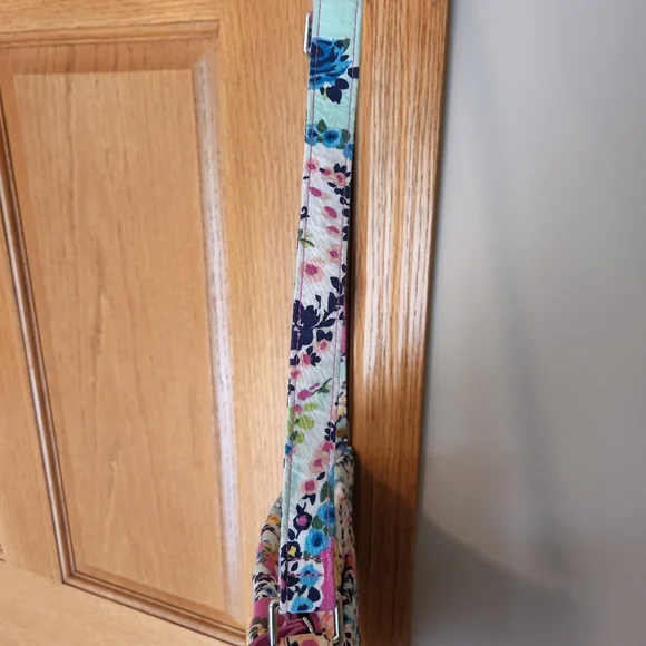 Vera Bradley Crossbody Bag - Picture 8 of 12